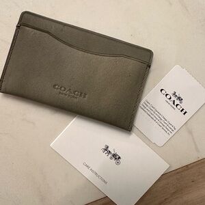 NWT! NEW! Coach Olive Green Smooth Leather Card Holder Men